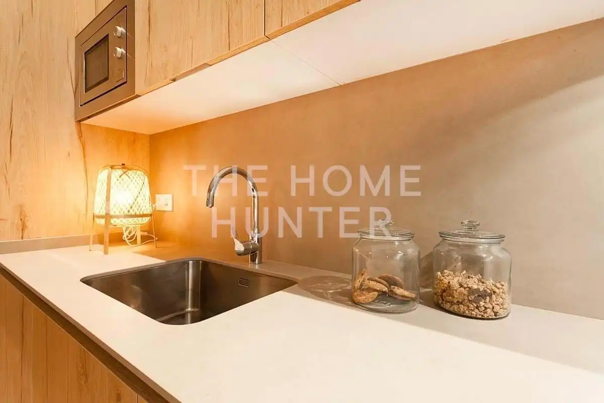 Küche von Wohnung zum Verkauf in Barcelona mit Heizung, Privatgarten und Terrasse