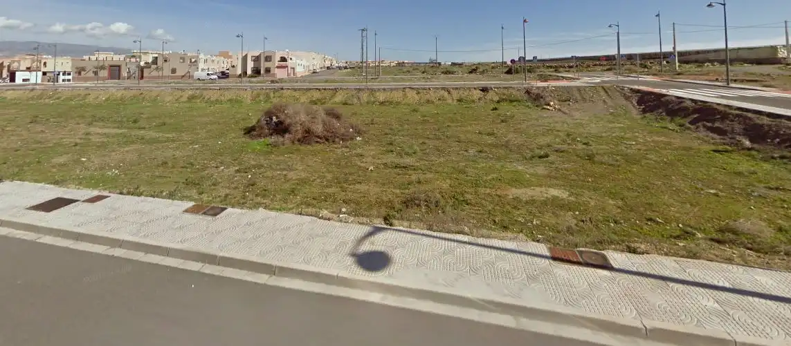 Residential land for sale in Calle Jaén