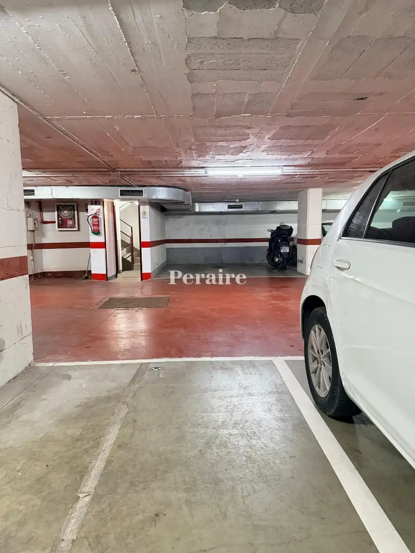 Parkplatz von Garage zur Miete in Barcelona