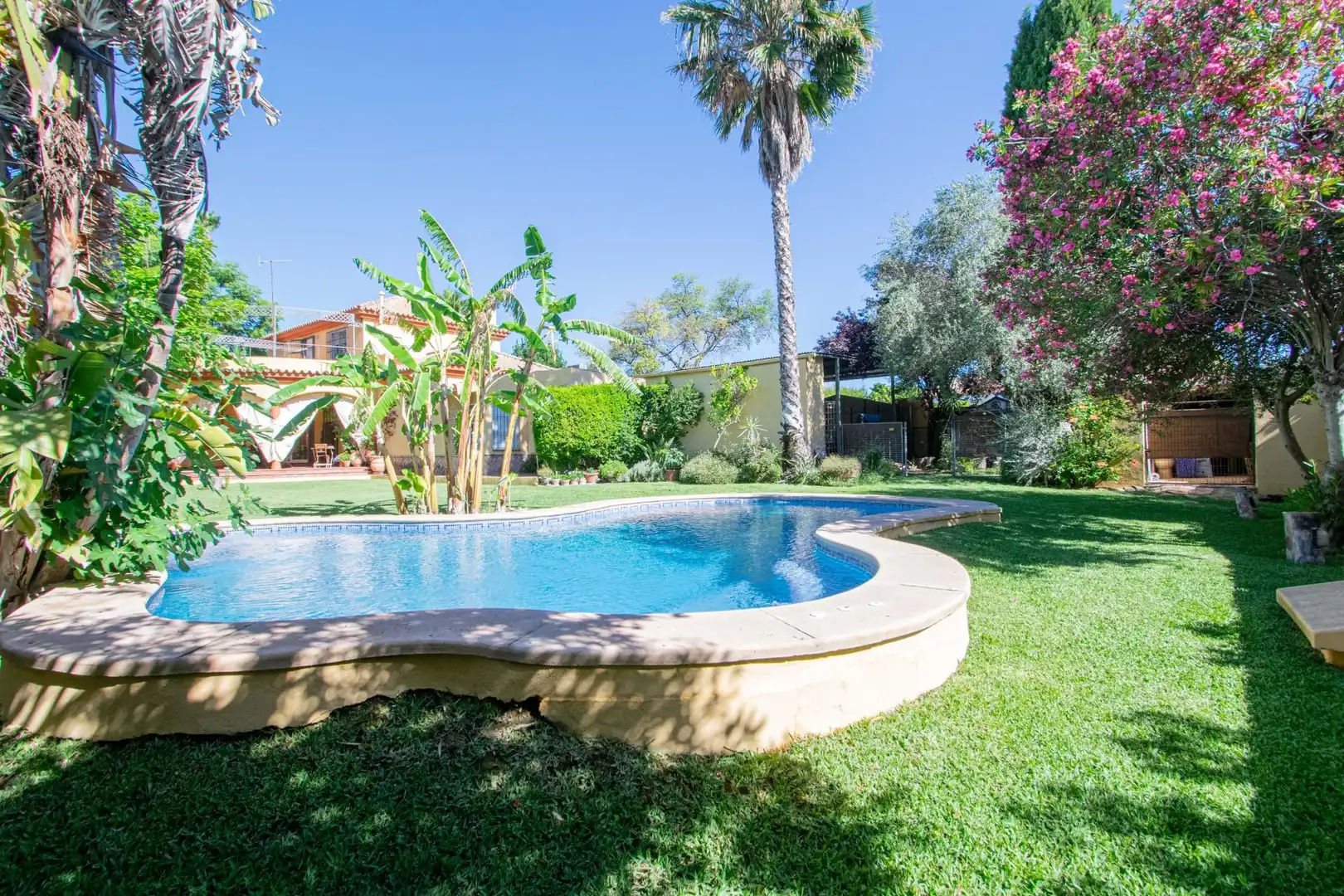 Chalet con piscina en venta en Valencina de la Concepción, imagen 11
