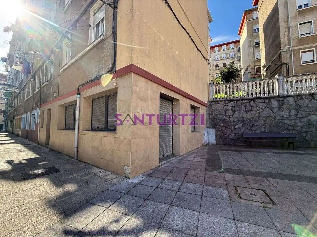 Business premises for sale in Villar - San Juan - La Magdalena