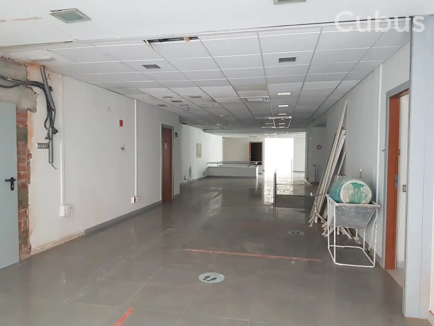 Business premises to rent in Olot, imagen 3
