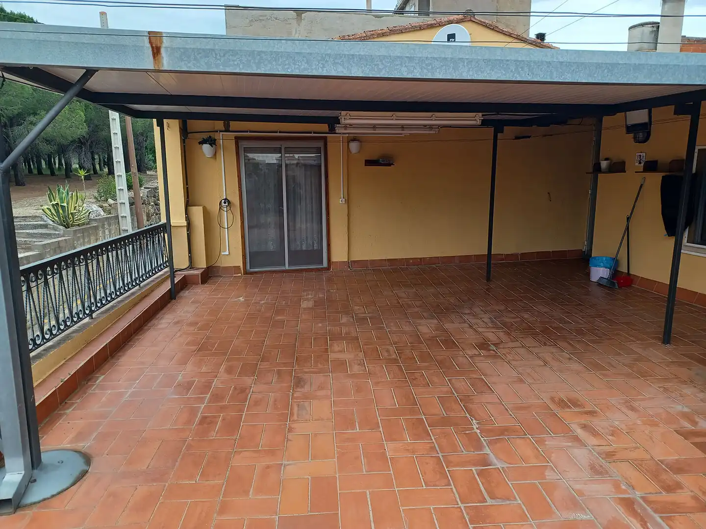 Terrassa de Casa o xalet en venda en Sant Climent Sescebes amb Aire condicionat, Calefacció i Jardí privat