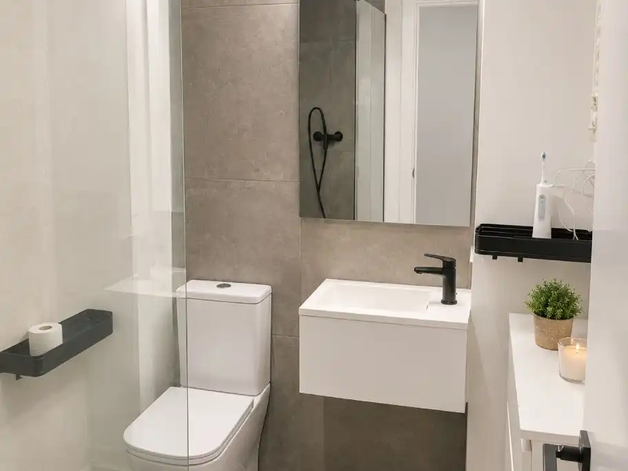 Baño de Oficina en venta en Fuengirola con Aire acondicionado, Calefacción y Terraza