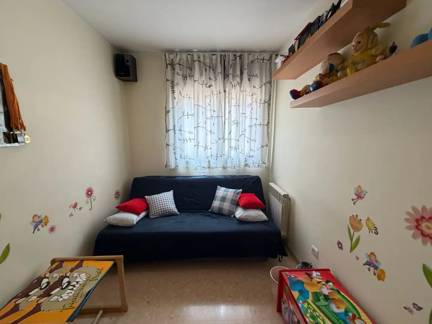 Piso en venta en Sant Boi de Llobregat con Calefacción, Terraza y Amueblado