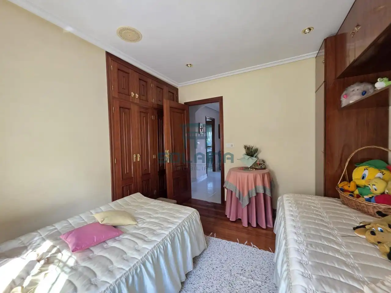 Dormitori de Casa o xalet en venda en Castrelo de Miño amb Calefacció, Jardí privat i Terrassa