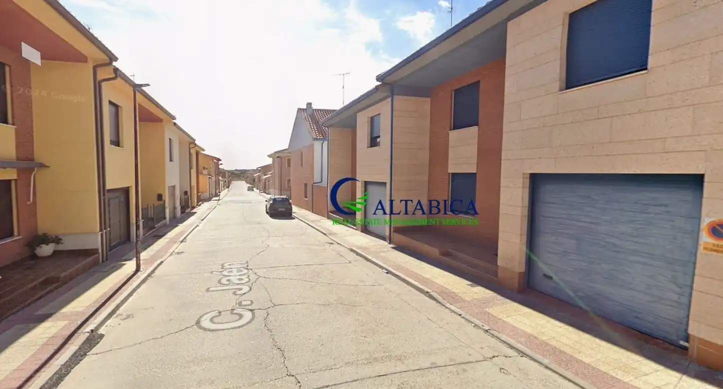 Exterior view of Houses for sale in Íscar, Valladolid