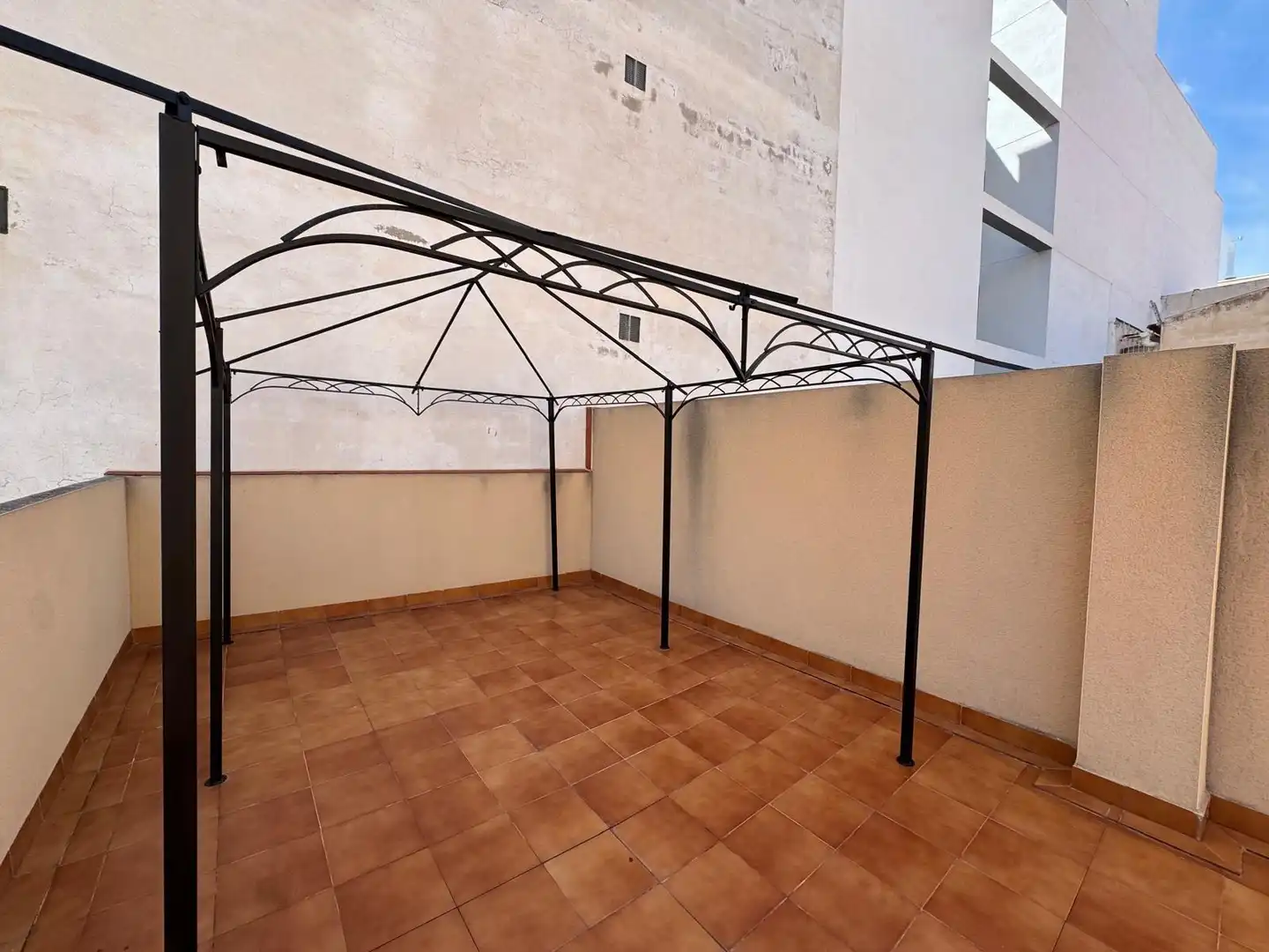 Terraza de Estudio en venta en Torrevieja con Aire acondicionado, Terraza y Amueblado