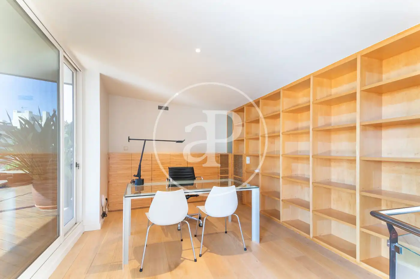 Flat for rent in Barcelona  with Air Conditioner, Heating and Terrace