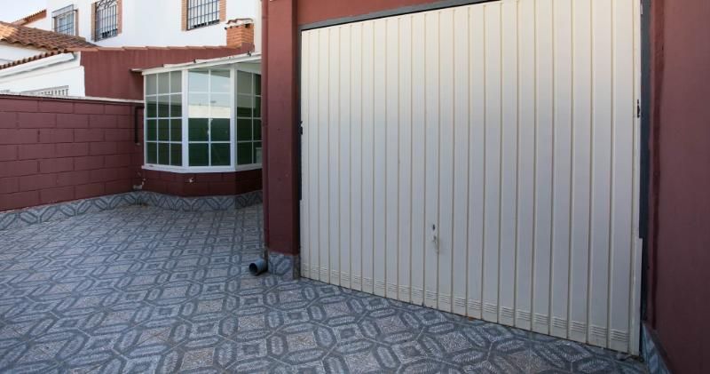 Parking of House or chalet for sale in Manzanares  with Heating, Private garden and Terrace