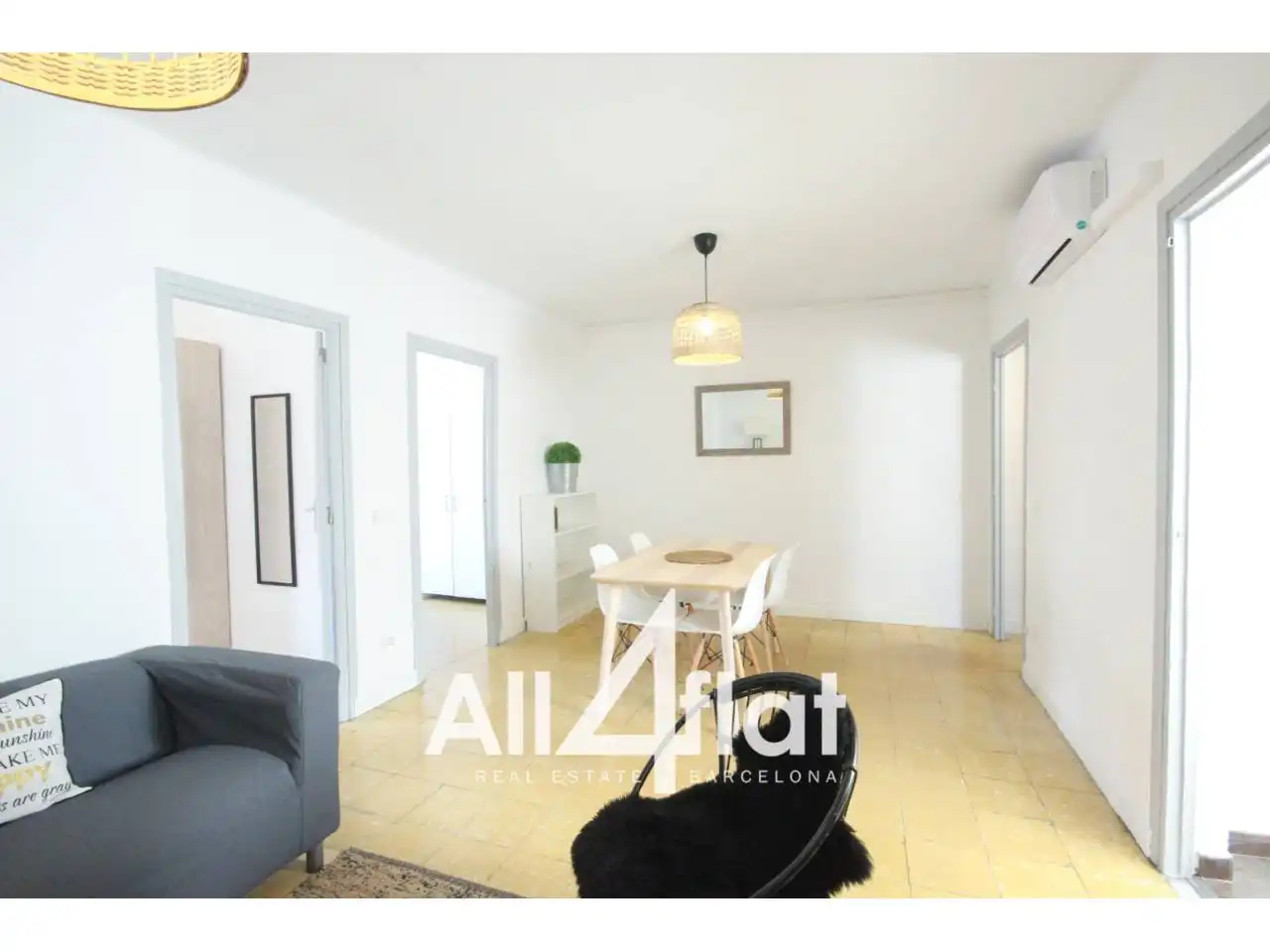 Wohnzimmer von Wohnung zur Miete in L'Hospitalet de Llobregat mit Klimaanlage, Heizung und Möbliert