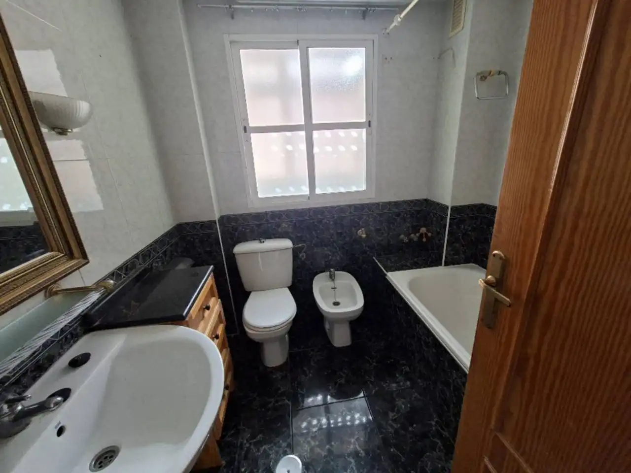 Piso en venta en Calle Alcalde Luarca, La Unión ciudad