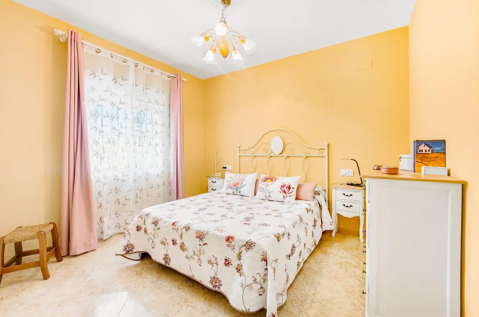 Chalet con piscina en venta en Pelagatos - Pago del Humo, imagen 24