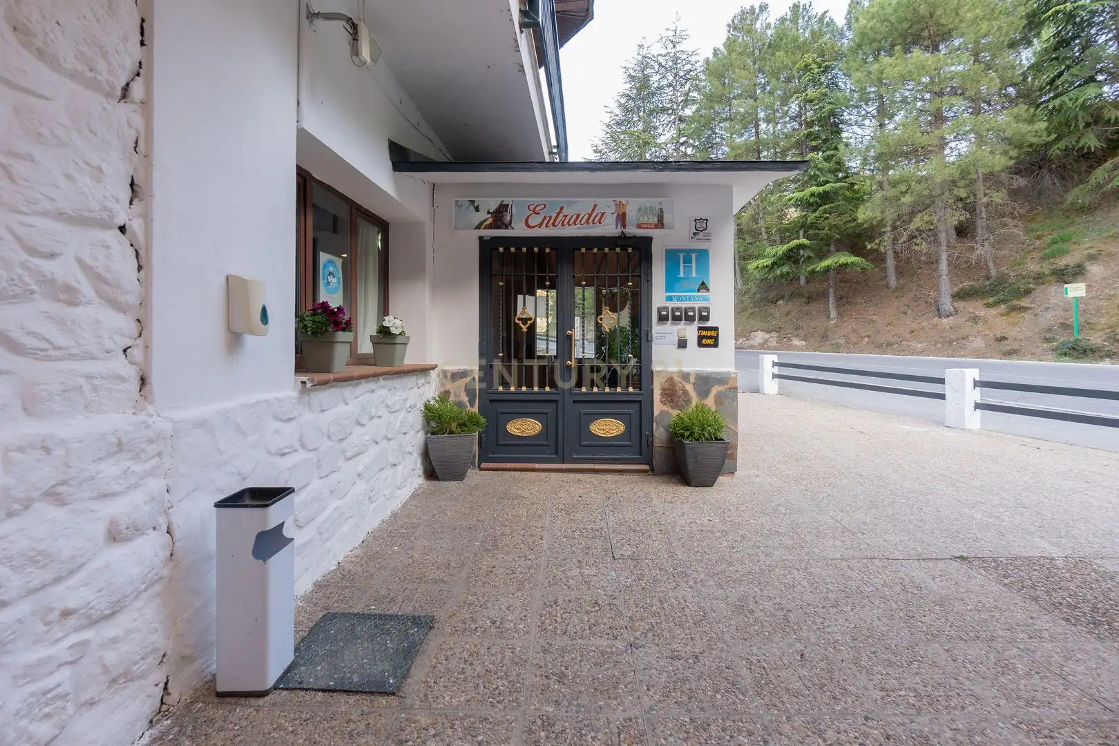 Gebäude zum Verkauf in Sierra Nevada mit Gemeinschaftspool