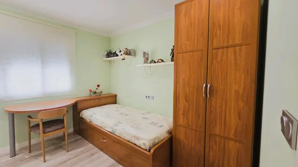 Schlafzimmer von Wohnung zum Verkauf in Valencia mit Klimaanlage, Möbliert und Ofen