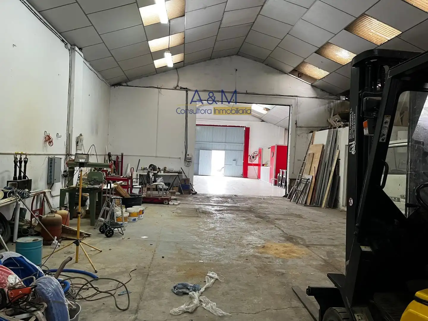 Nau industrial en venda en Nava del Rey, Valladolid
