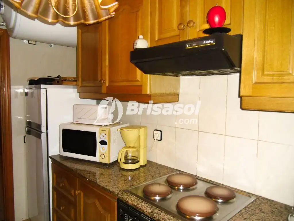 Cuina de Apartament en venda en Salou amb Terrassa, Traster i Moblat