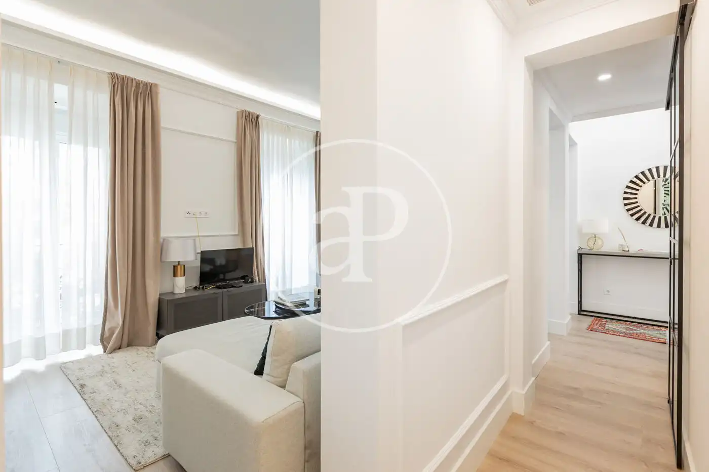 Sala d'estar de Pis en venda en Madrid amb Aire condicionat, Calefacció i Moblat