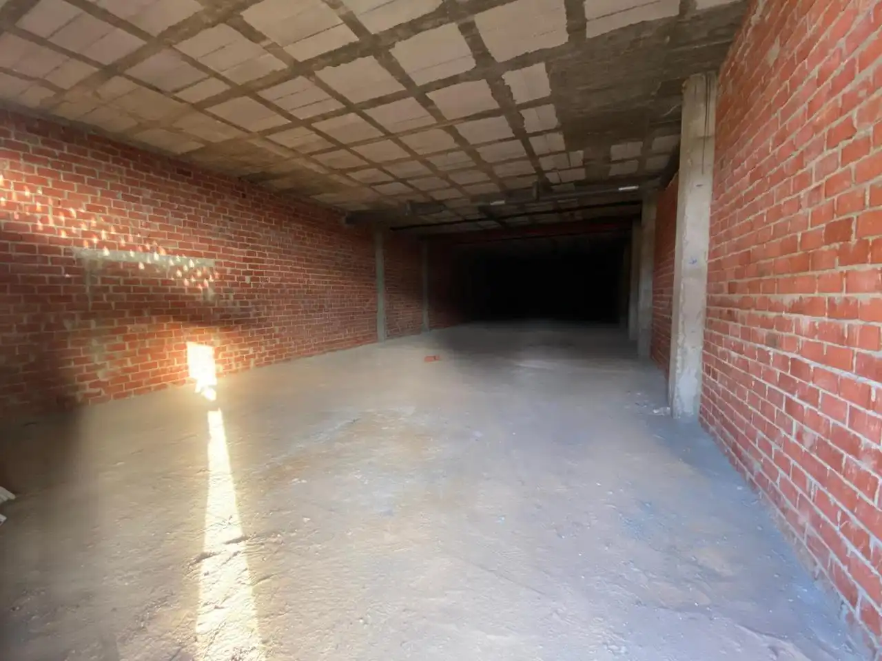 Gewerbefläche zum Verkauf in Avenida Dos Hermanas 23, imagen 4