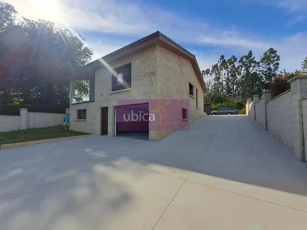 Vista exterior de Casa o xalet en venda en Tomiño amb Calefacció, Jardí privat i Terrassa