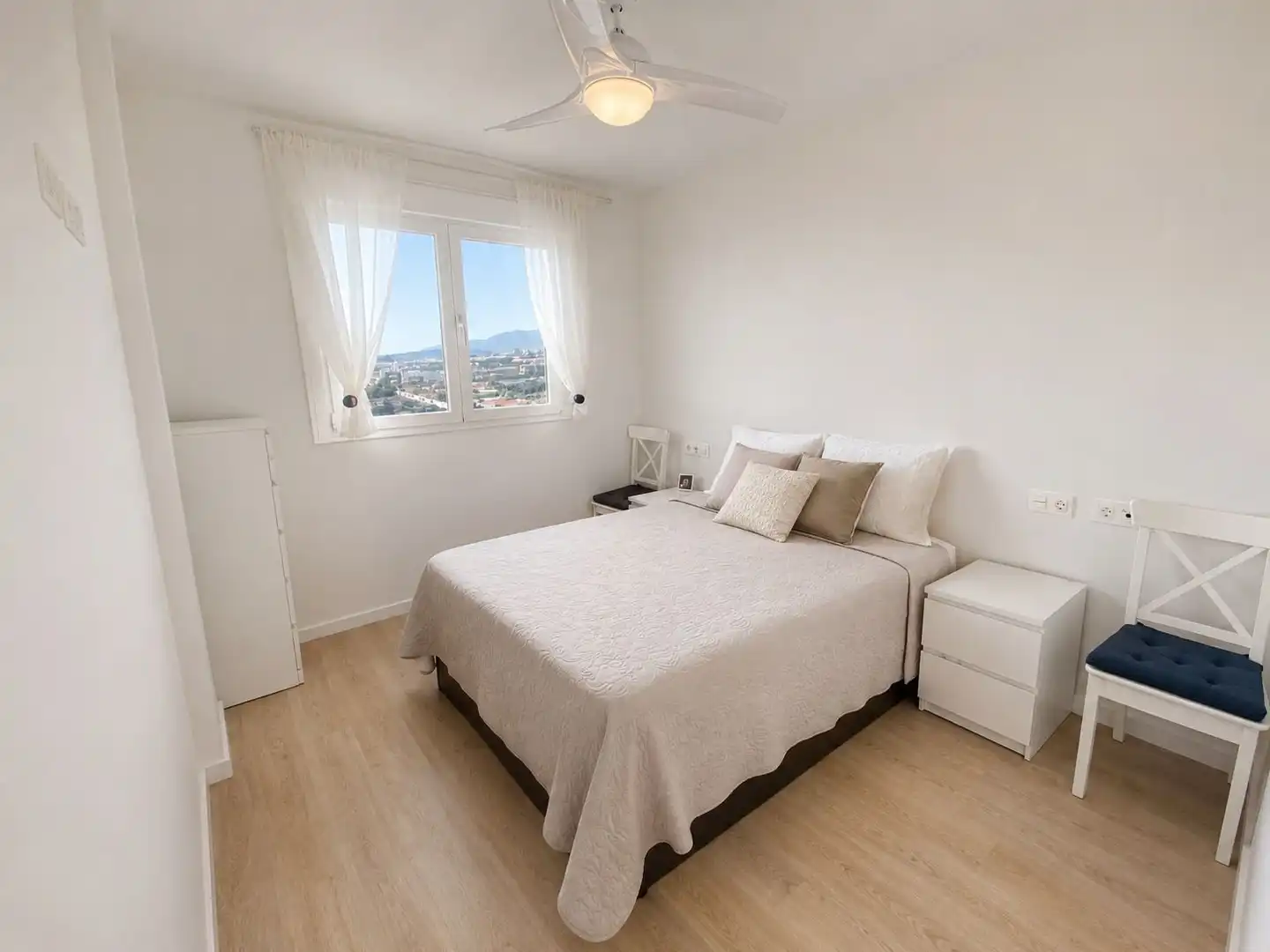 Bedroom of Apartments for rent in Marbella  with Air Conditioner, Heating and Terrace