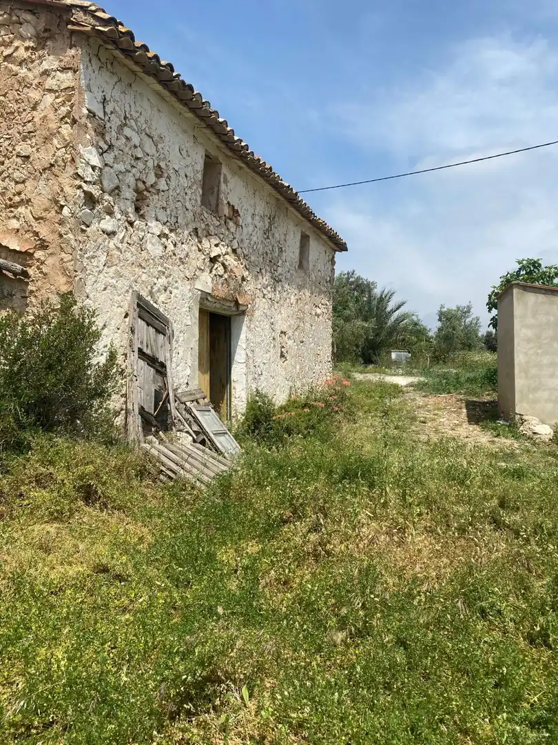 Finca rústica en venta en Enguera