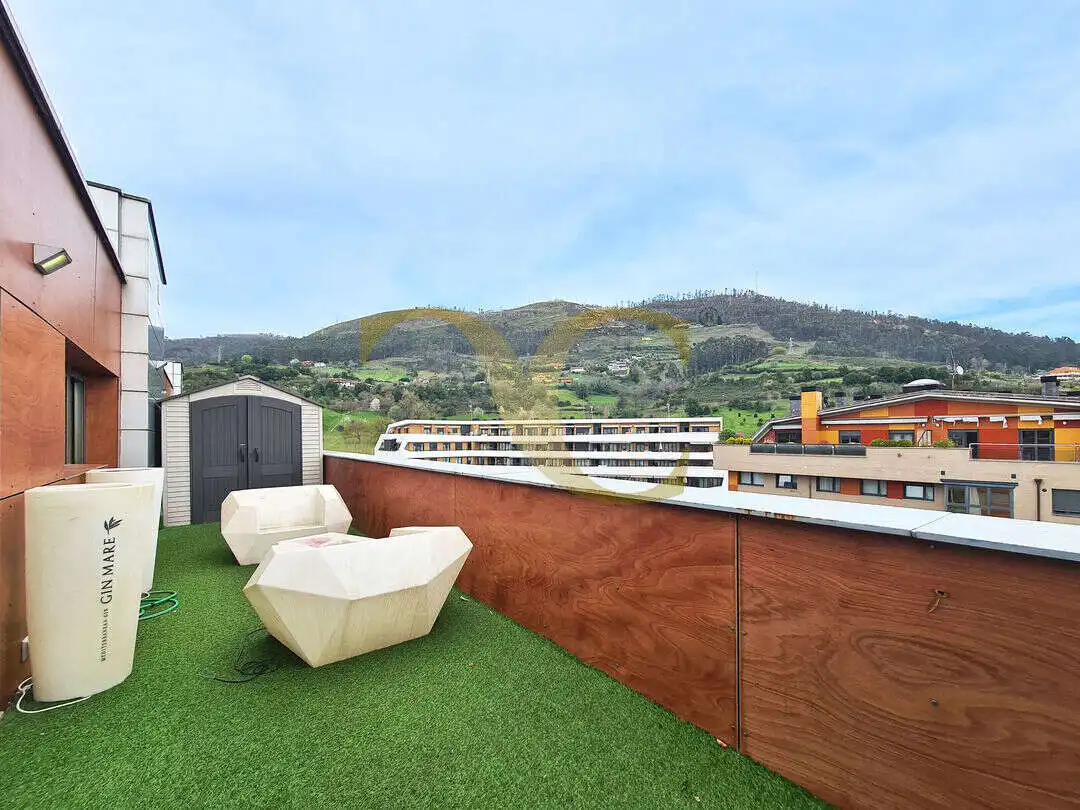 Terrasse von Maisonette zum Verkauf in Oviedo  mit Heizung, Privatgarten und Terrasse