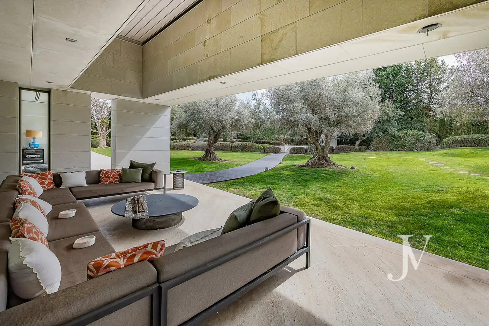 Terrassa de Casa o xalet en venda en Pozuelo de Alarcón amb Aire condicionat, Calefacció i Jardí privat