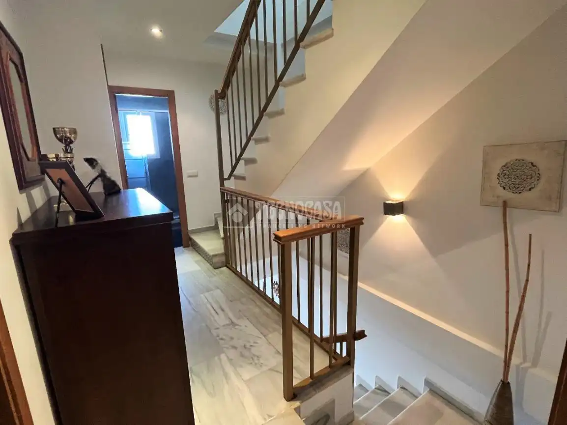 Casa adosada en venta en San Fernando con Aire acondicionado, Terraza y Balcón