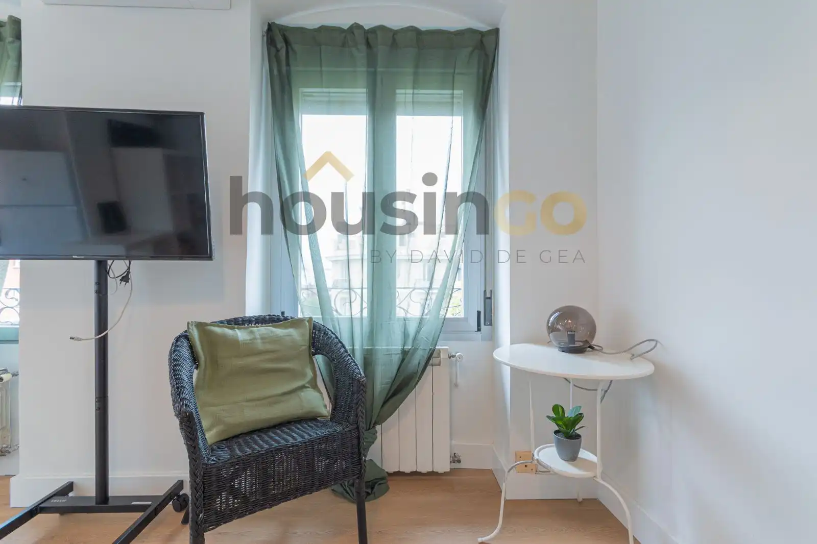 Bedroom of Flat for rent in Chamberí