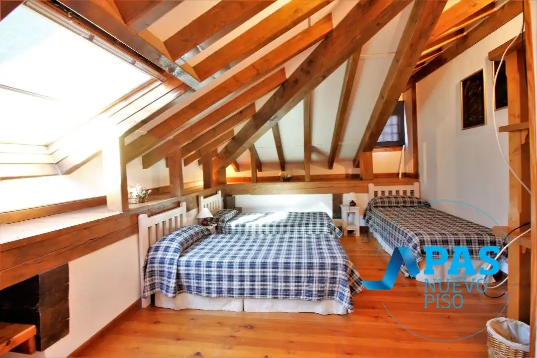 Bedroom of Houses for sale in Camaleño  with Heating, Private garden and Terrace