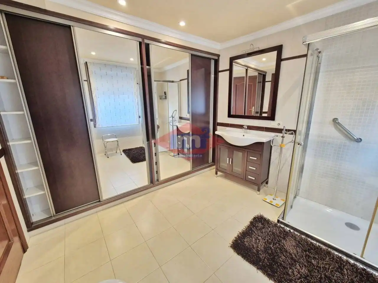 Baño de Casa o chalet de alquiler en Redondela con Calefacción, Jardín privado y Terraza