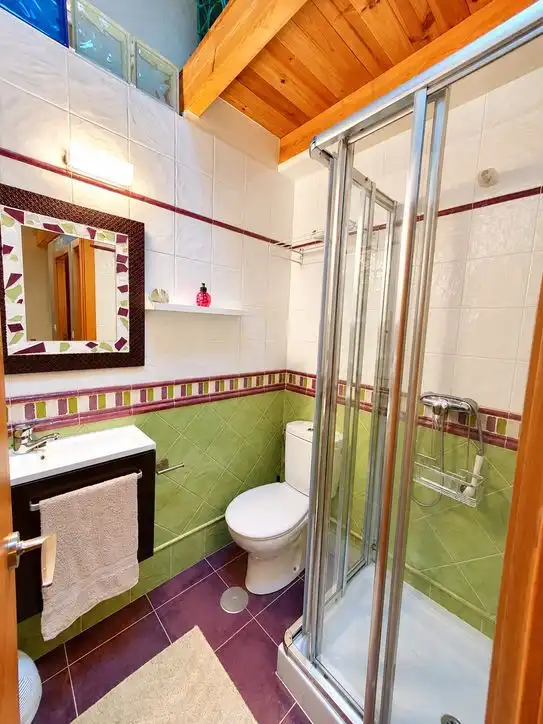 Bathroom of Houses for sale in Colunga, Asturias