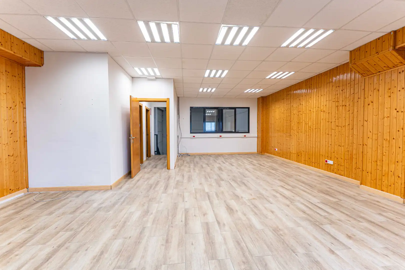 Nave industrial en venta en Arroyomolinos (Madrid)