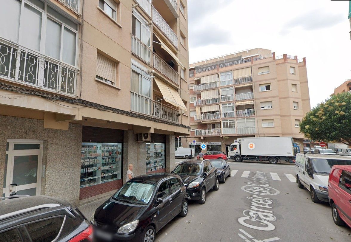 Vista exterior de Piso en venta en El Prat de Llobregat con Balcón