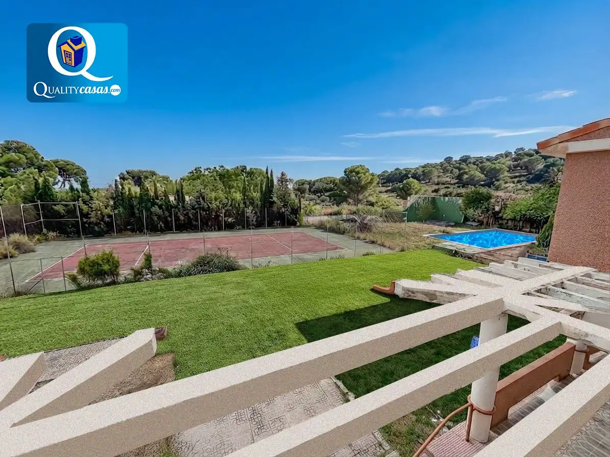Jardí de Casa o xalet en venda en Mutxamel amb Terrassa, Traster i Piscina
