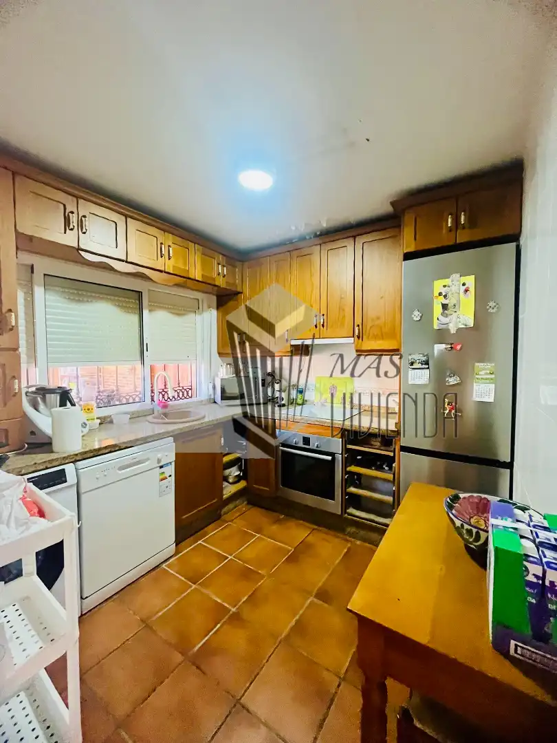 Kitchen of Detached homes for sale in Algeciras