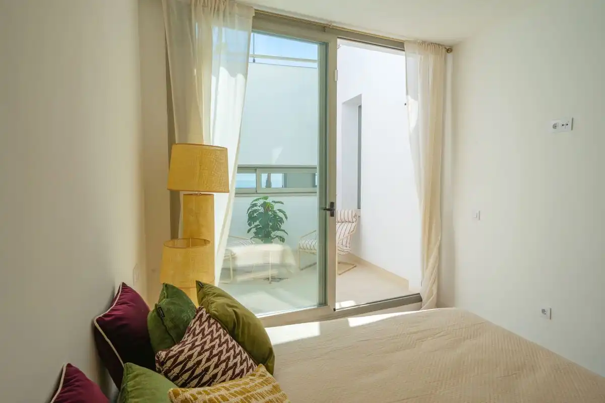 Casa aparellada amb terrassa en venda a Partida Oltamar, imagen 28