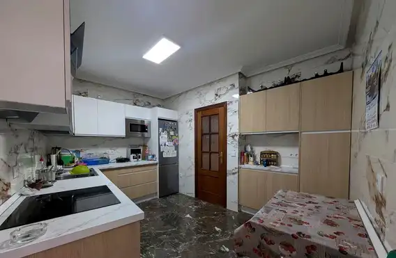 Kitchen of Flat for sale in Linares  with Air Conditioner, Heating and Terrace
