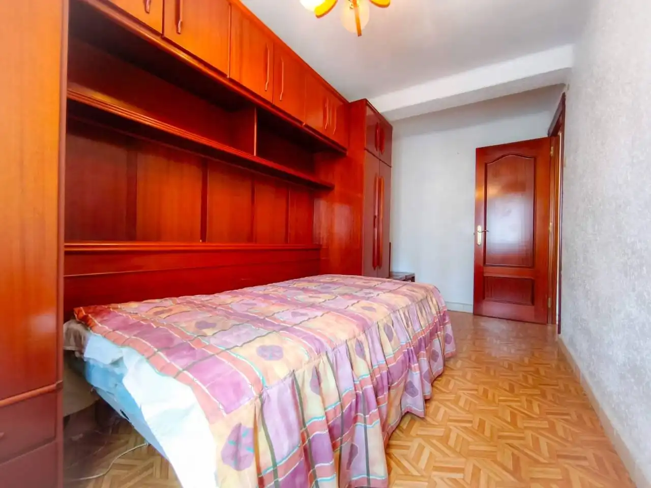 Bedroom of Houses for sale in Burgos  with Heating