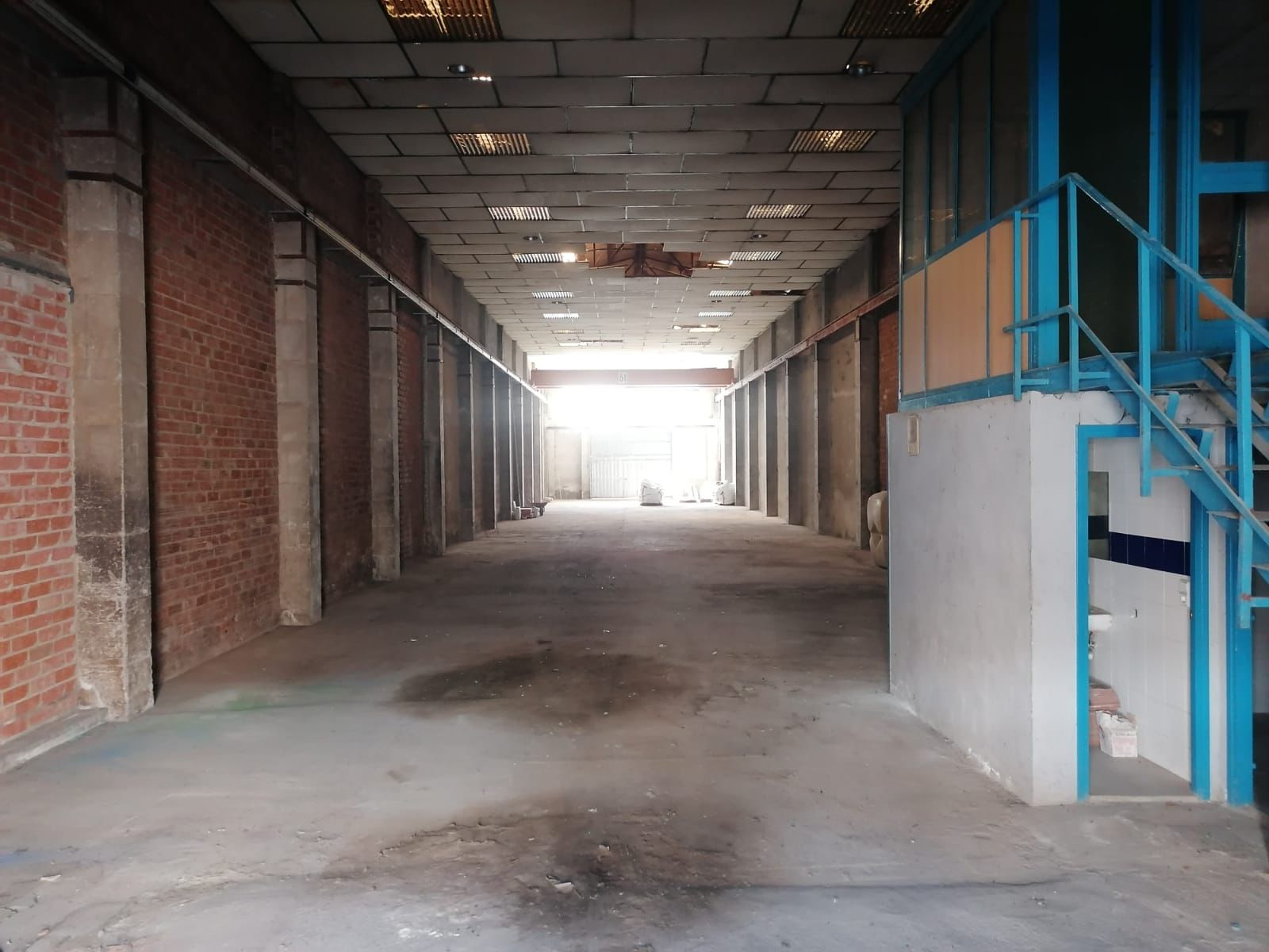 Industrial buildings to rent in Manlleu