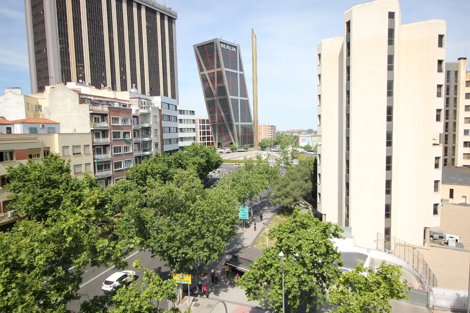 Vista exterior de Pis en venda en Madrid amb Aire condicionat