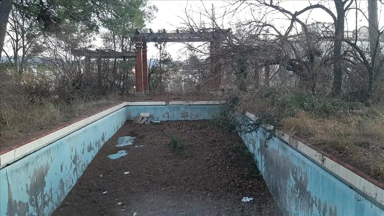 Schwimmbecken von Gebäude zum Verkauf in Ontinyent