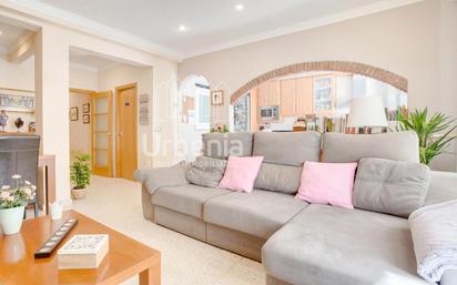 Wohnzimmer von Maisonette zum verkauf in Vilassar de Dalt mit Heizung