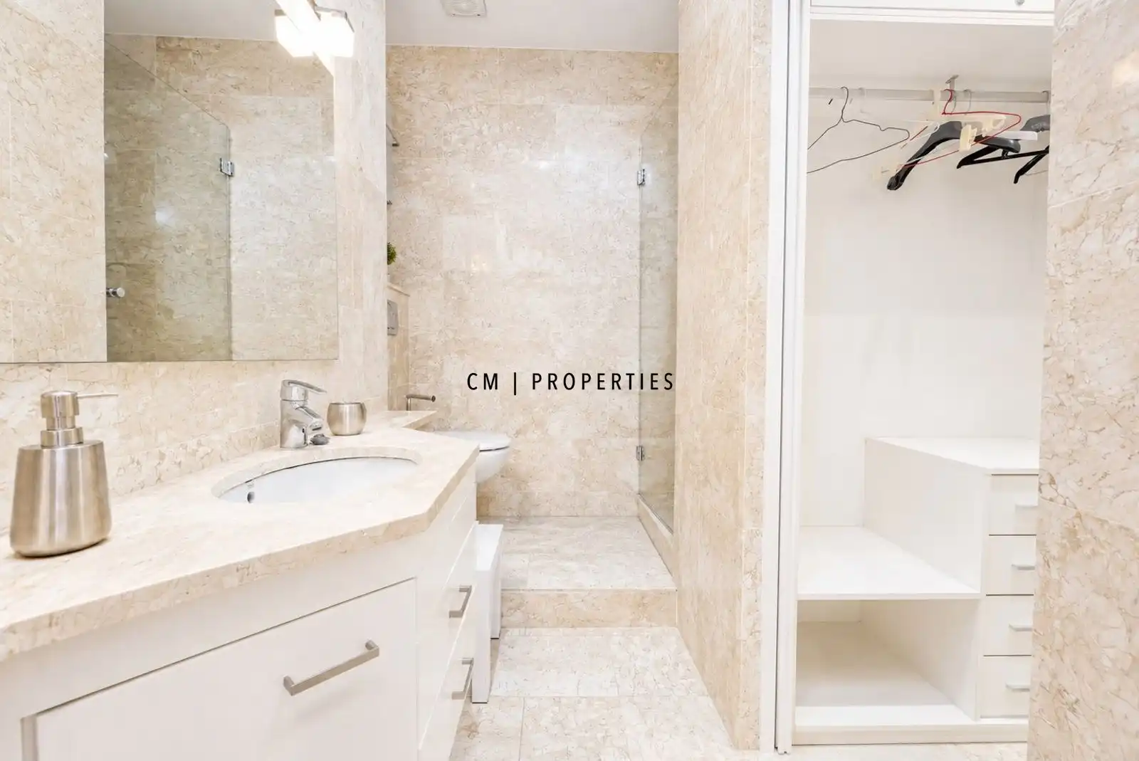 Baño de Piso de alquiler en Valencia con Aire acondicionado, Calefacción y Parquet
