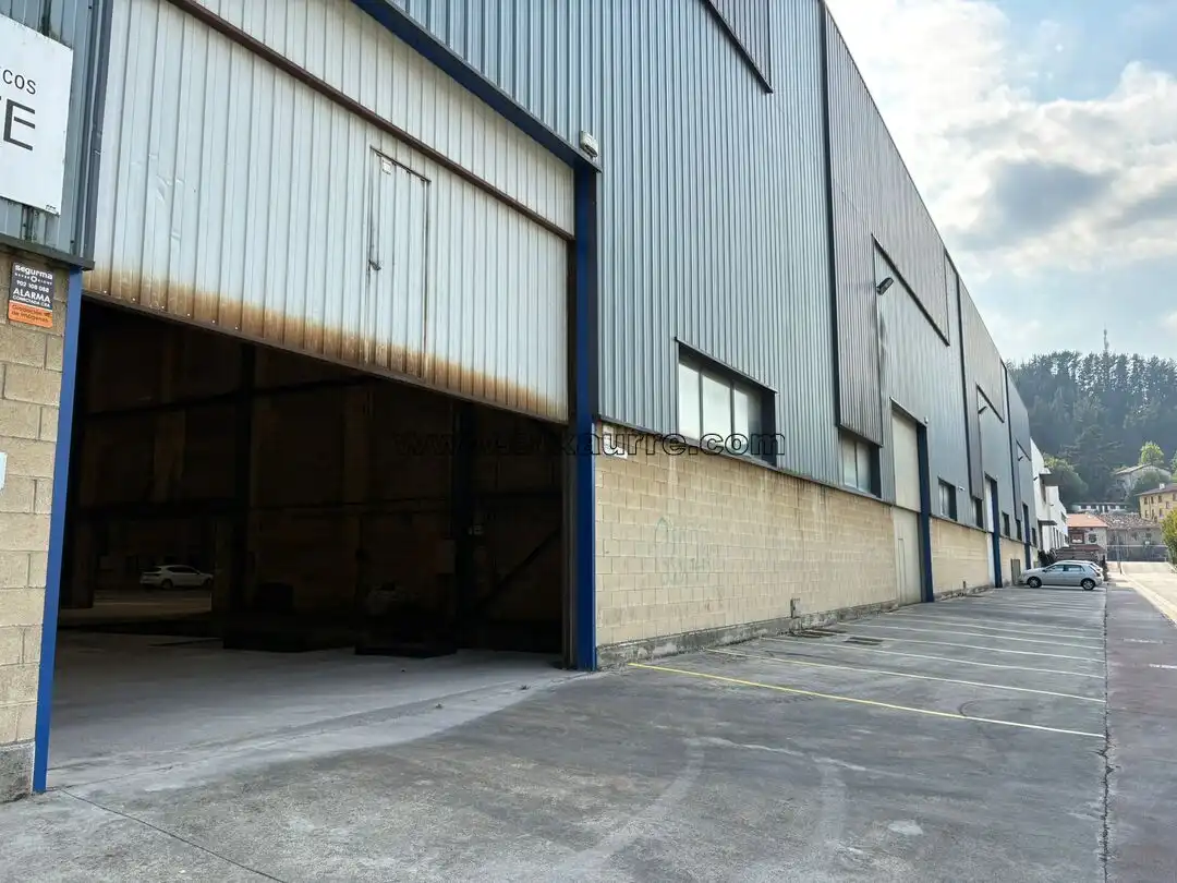Nau industrial de lloguer a Laudio / Llodio