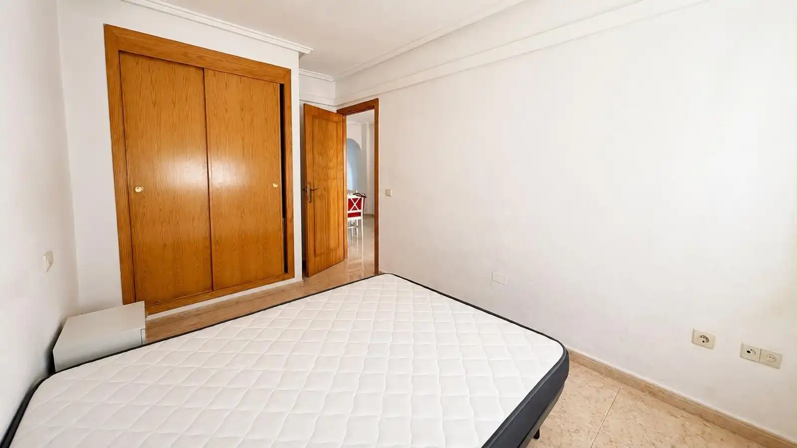 Ground floor for rent in El Molino