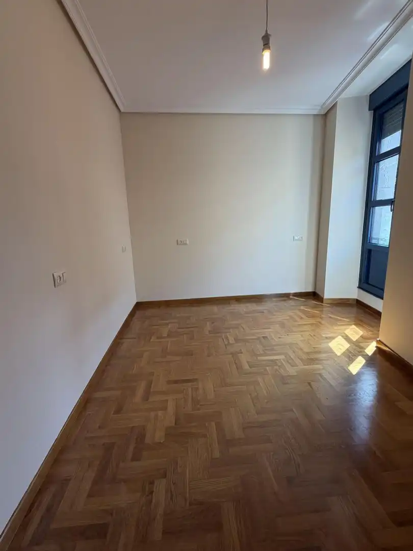 Piso de alquiler en Grado