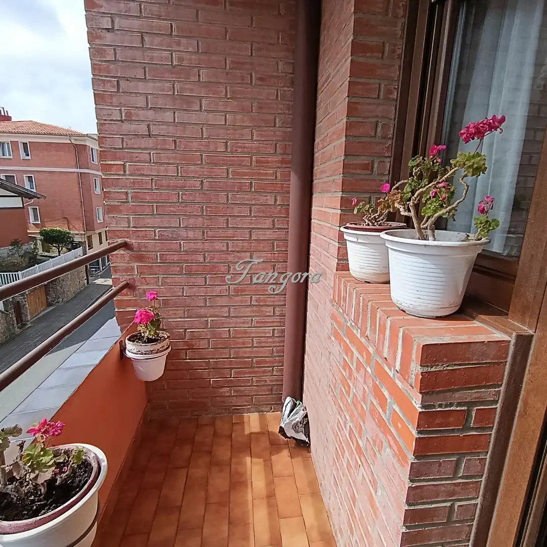 Terraza de Piso en venta en Getxo  con Calefacción, Parquet y Terraza