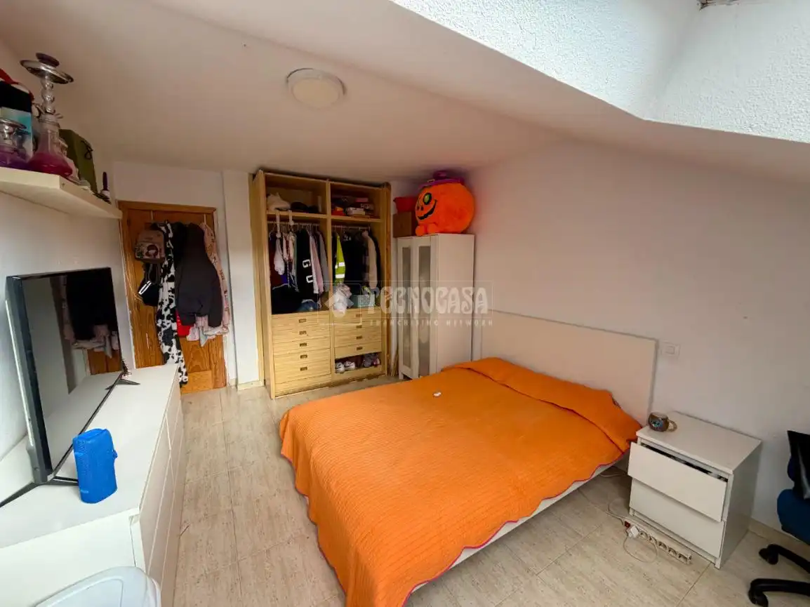 Casa adosada en venta en Villanueva de la Torre